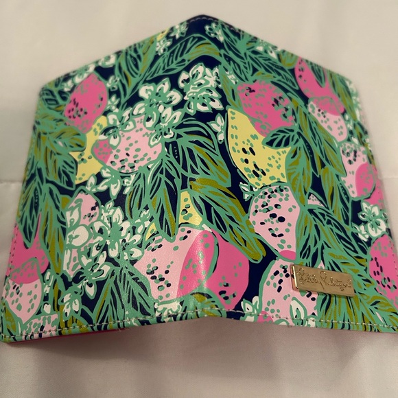Lilly Pulitzer Passport Holder - Picture 7 of 10